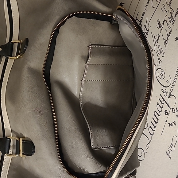 Weekender Bag - Picture 4 of 6